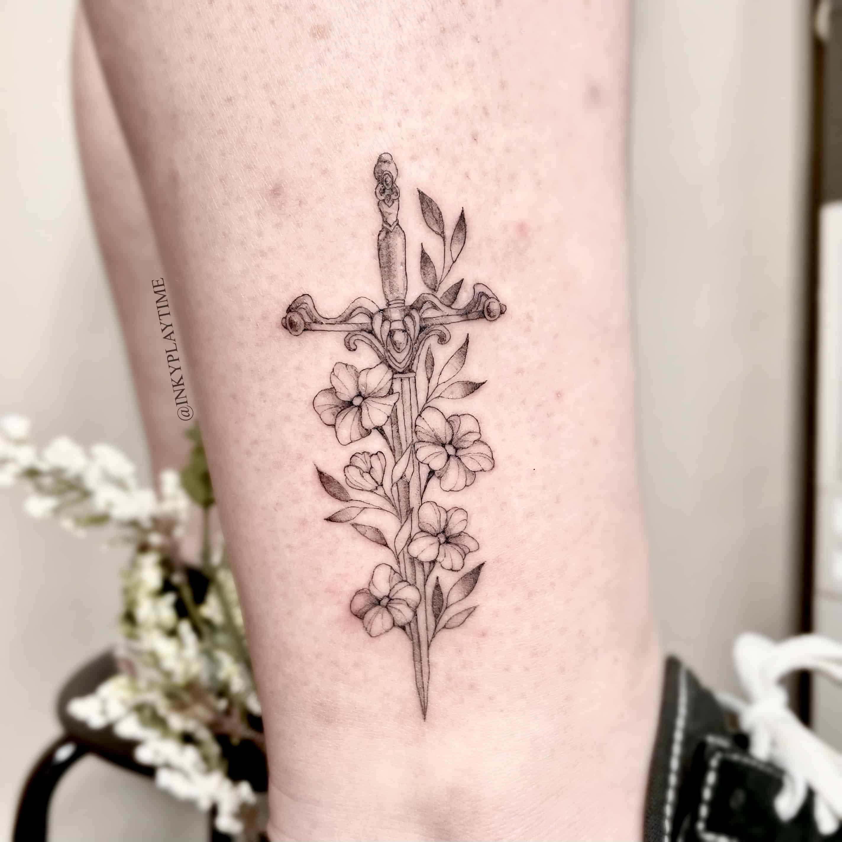 Snapdragon Flower Tattoo Design Ideas  Purple flower tattoos Flower  tattoos Flower tattoo designs