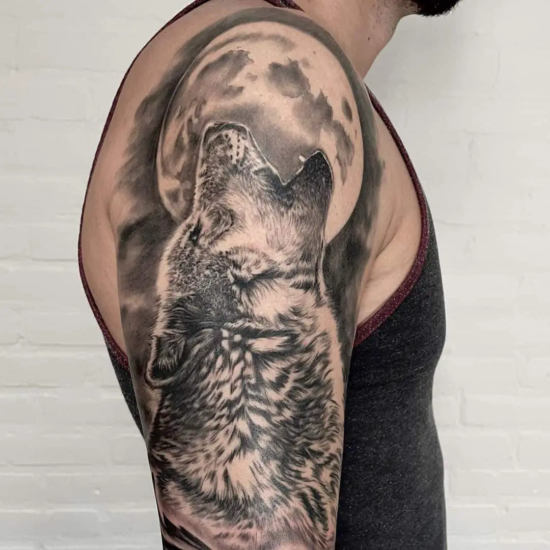 zuzana tattoos black and grey wolf howling tattoo