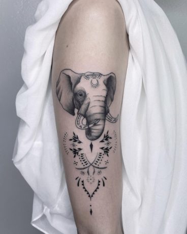 Elephant and Girl - Neri Ramirez