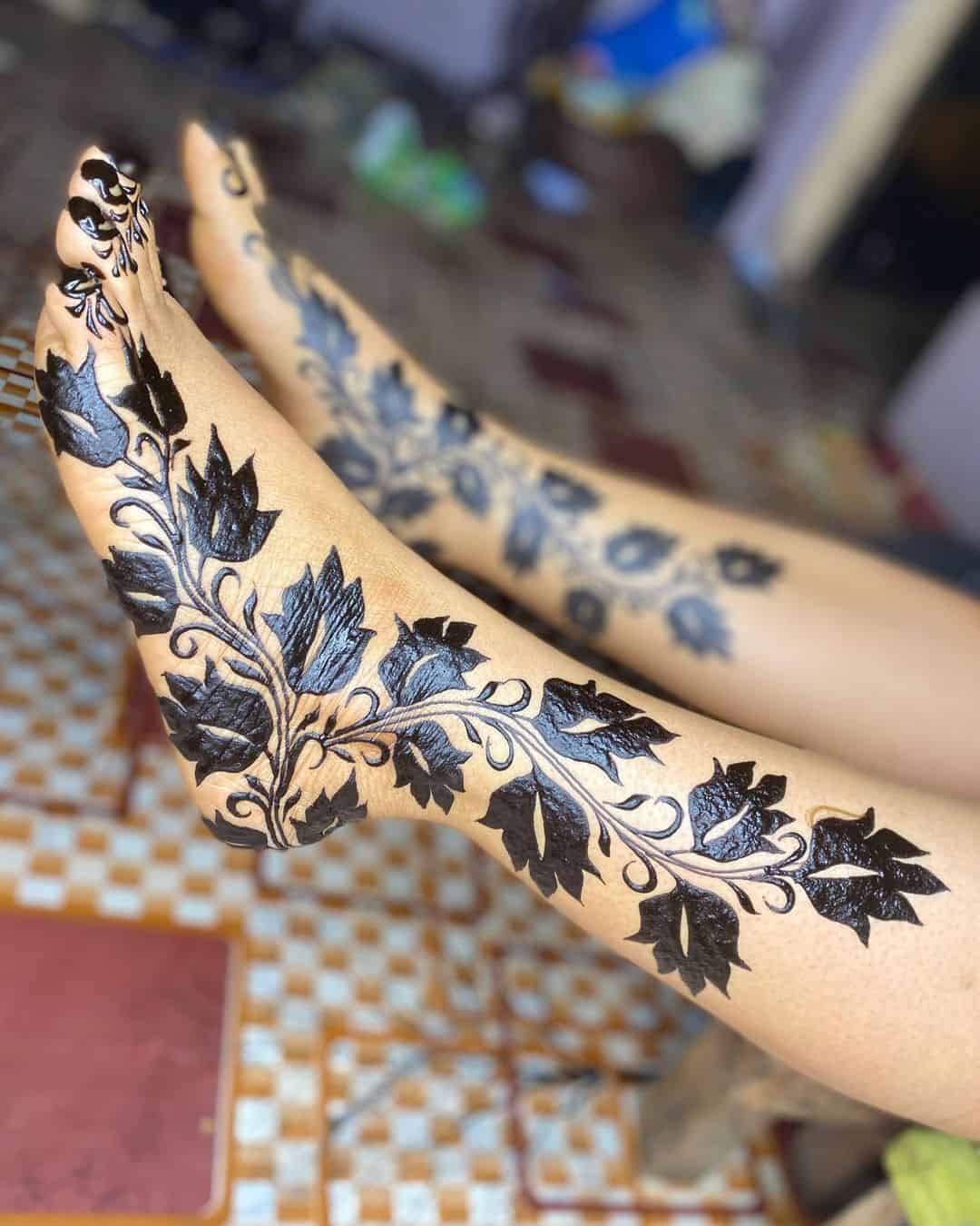 flower pattern henna tattoo