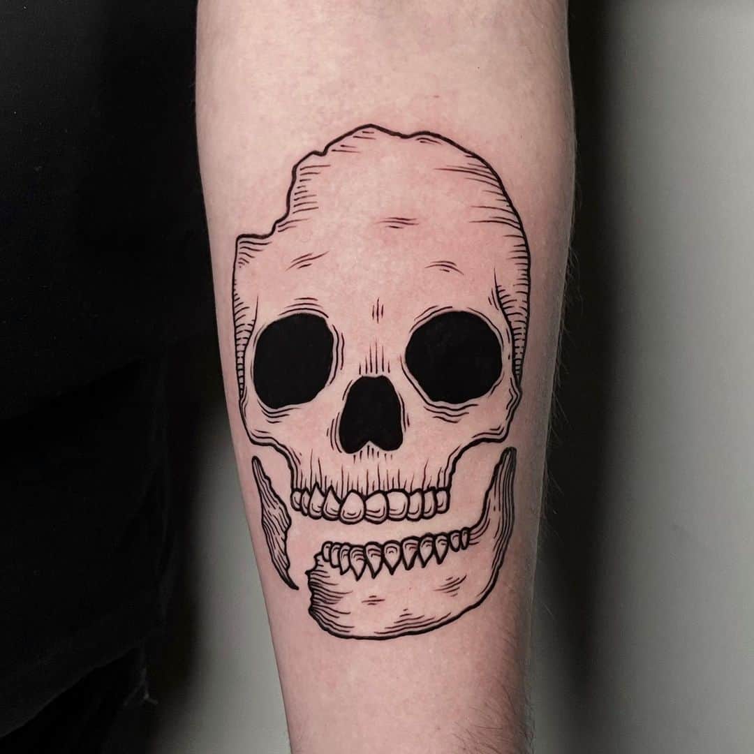 cartoon skull tattoo