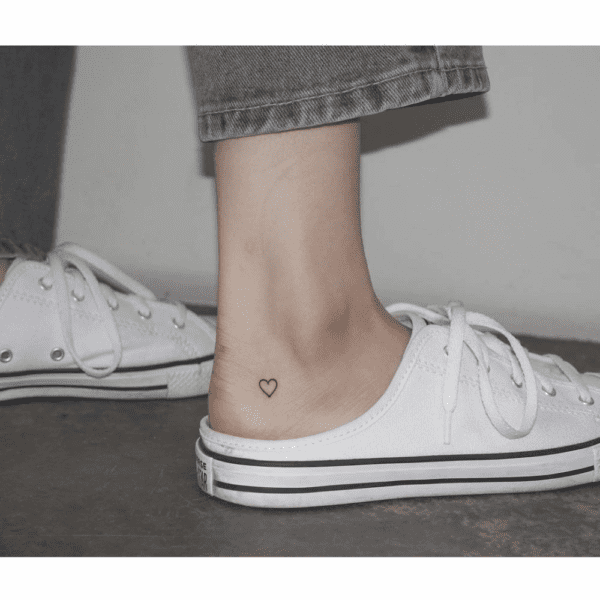 28 Best Heart Tattoo Designs And Ideas For Women