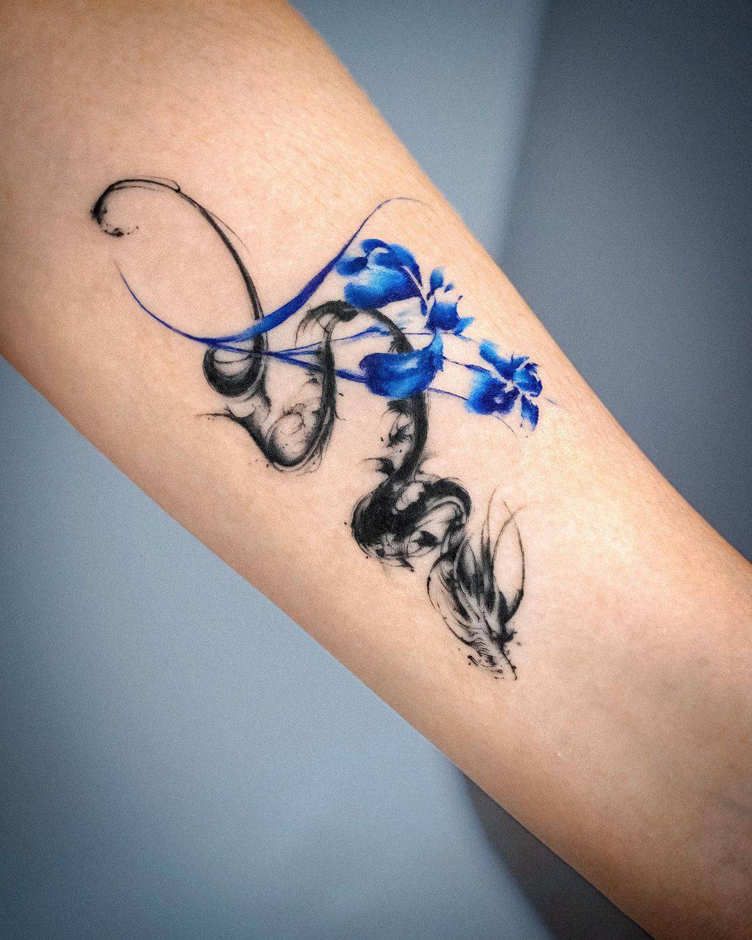 Dark inked flower tattoo by e.nal .tattoo