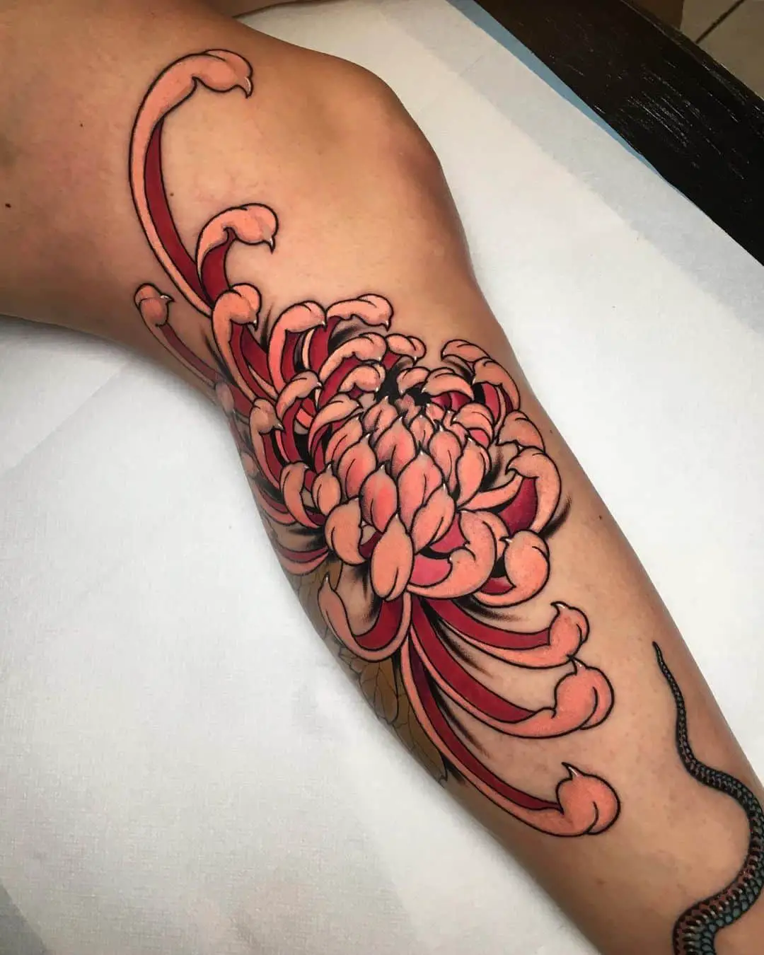 Japanese flower tattoo by rasenk