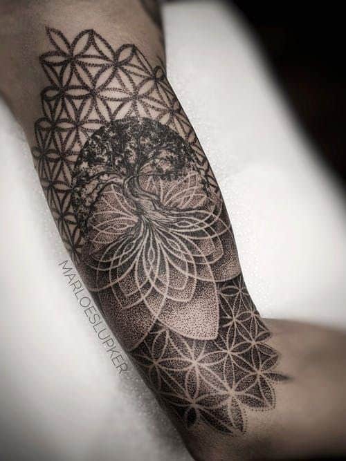 Flower geometrci tattoo design