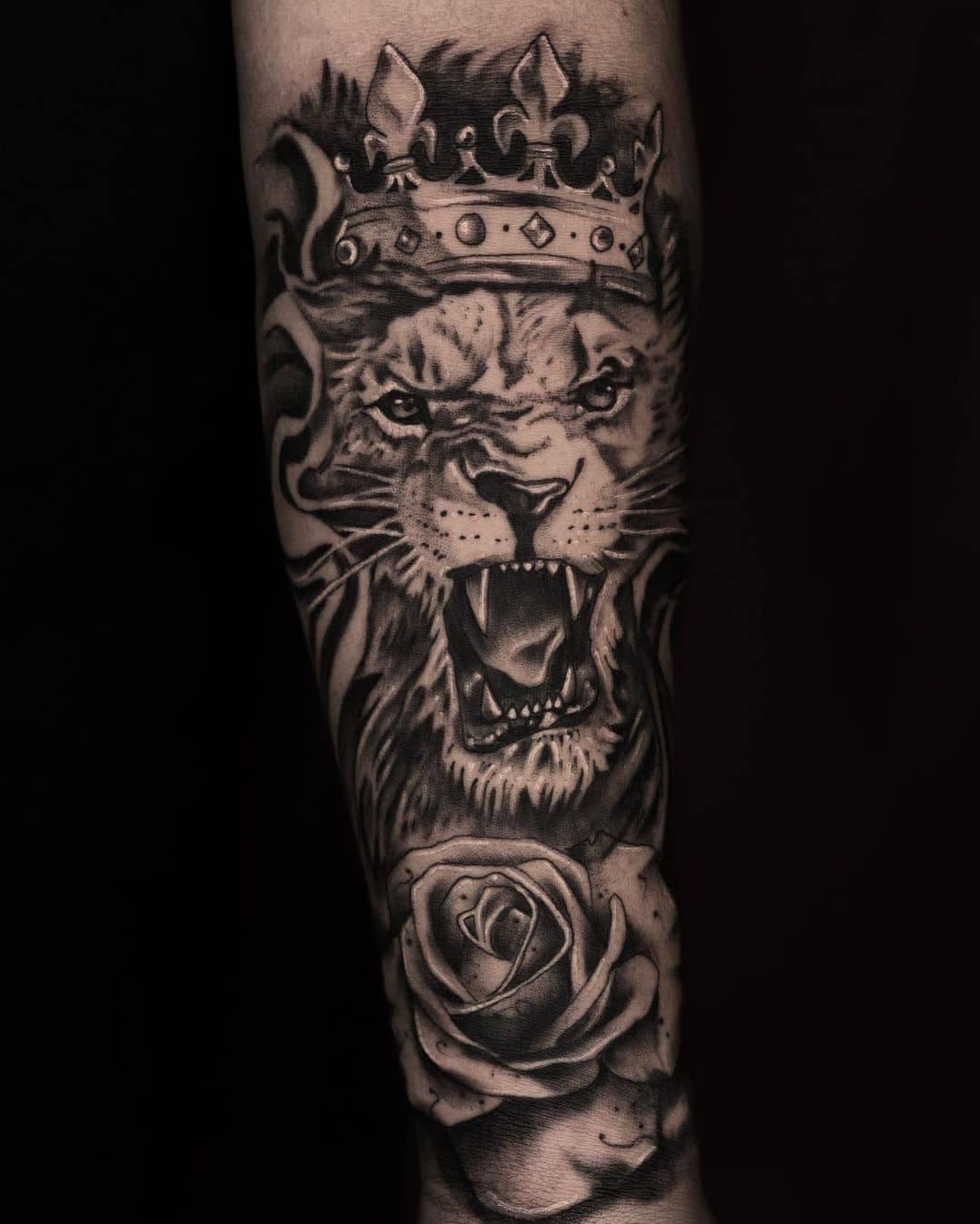 Amazing lion with crown tattoo by royale666