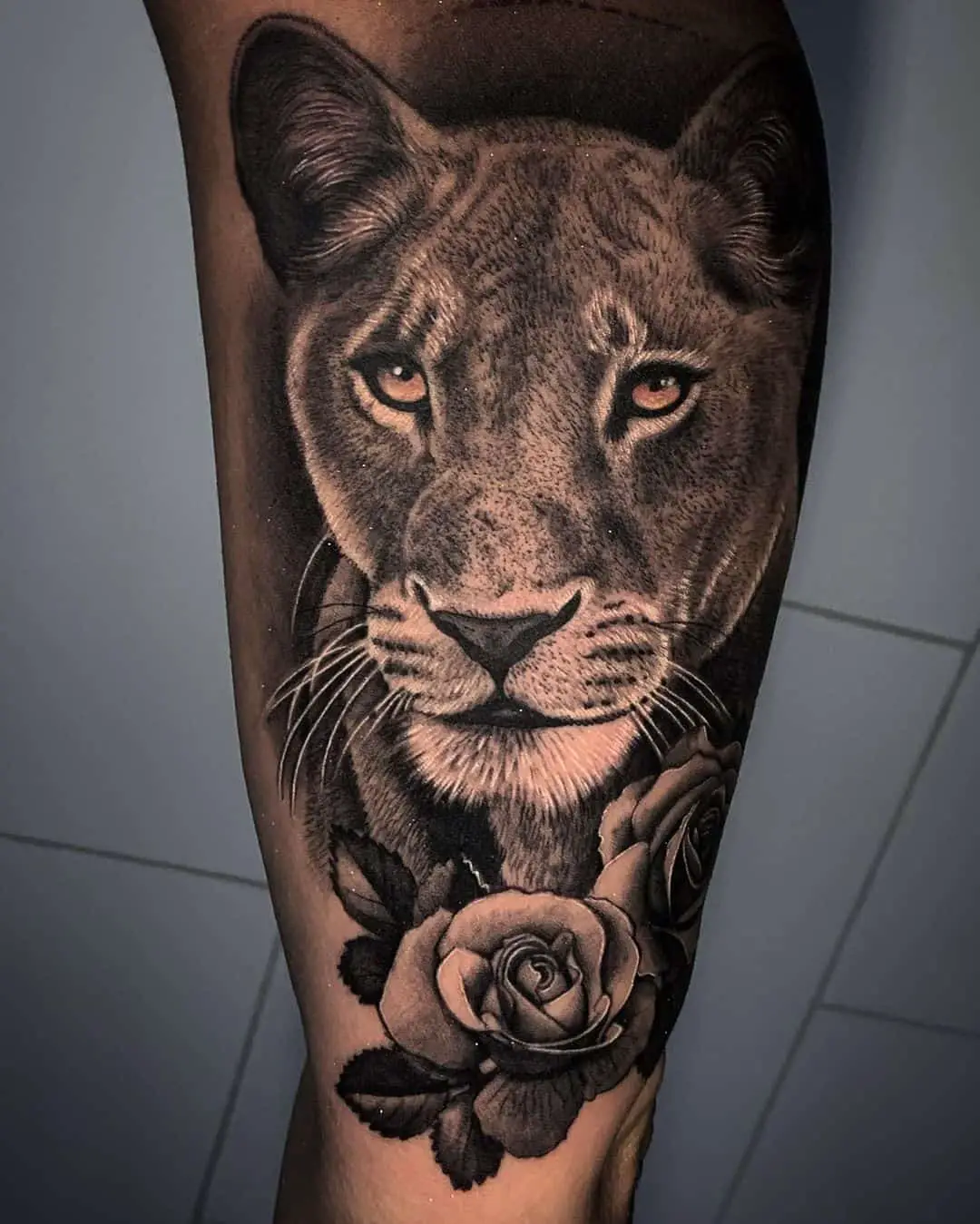 REalistic lioness tattoo by dani moreno garcia
