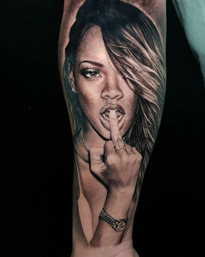 Rihanna Portrait by dariotattooarte