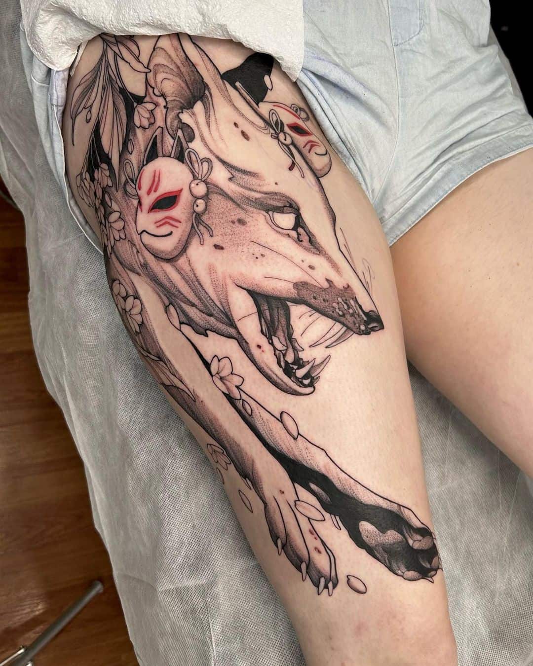 Amazing japanese fox tattoo design by amor tattoos