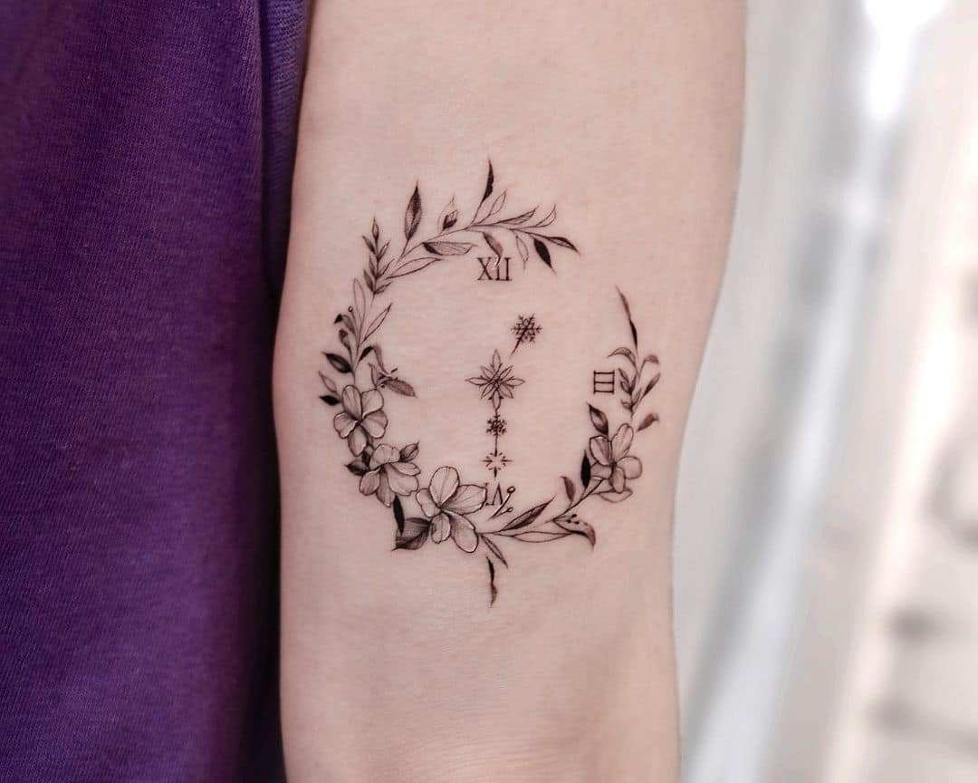 Beautiful micro realistic clock tattoo by hadam.collection