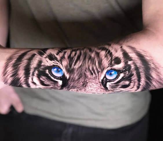 Blue eye tiger design