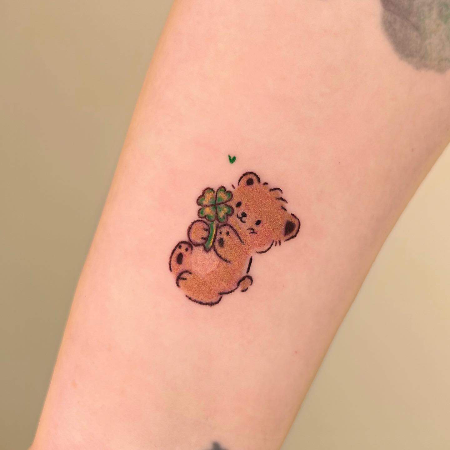 Cute brown bear tattoo by sonsu tattoo