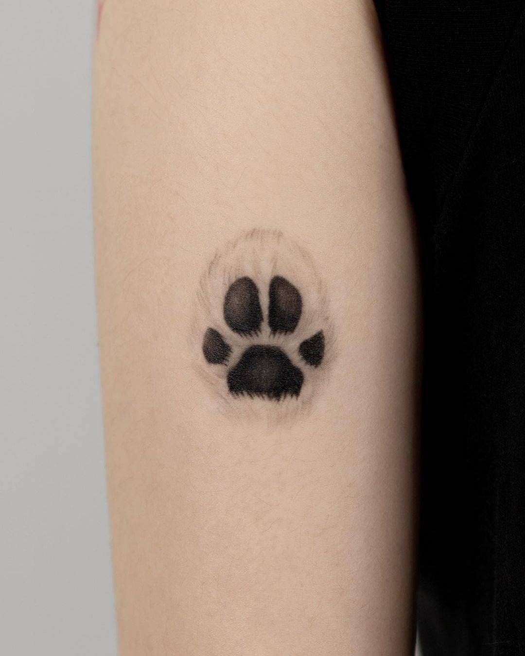 paw prints on foot tattoo | shaded so they look like impress… | Flickr
