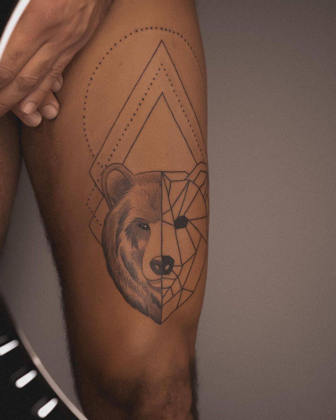 Geometric bear on thigh by gabiwar ink