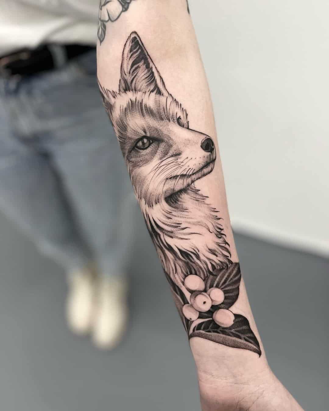 Cunning fox tattoo by kolomnie tattoo