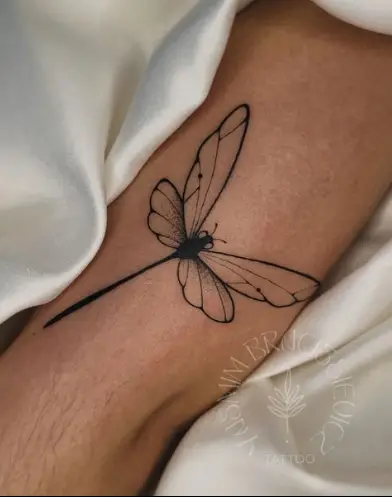 Dragonfly tattoo design by yasmimtattoo