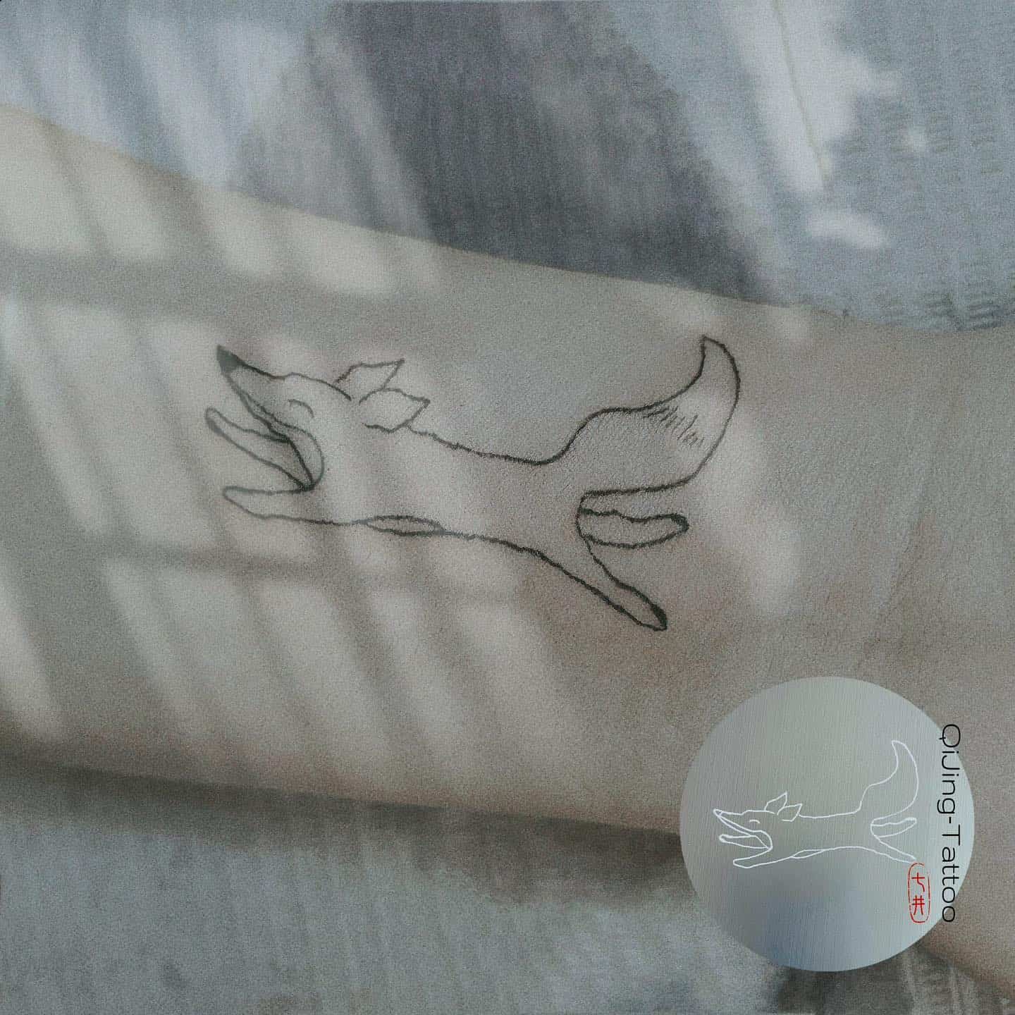 Minimalistic fox tattoo by oceanmoony