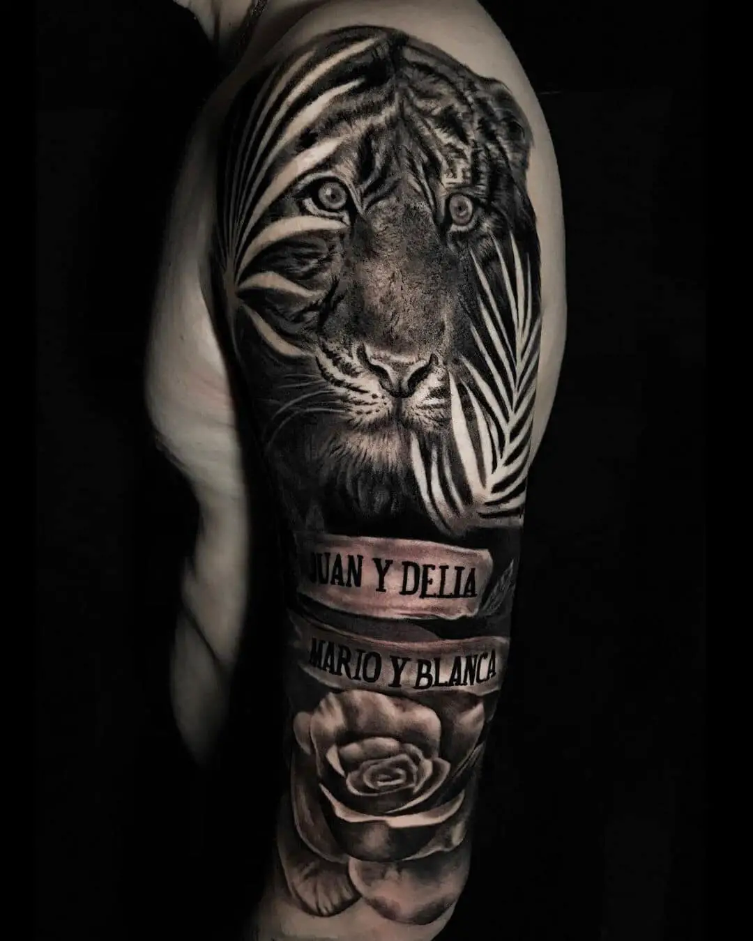 Realistic tiger tattoo by torrichelliart