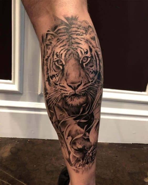 Tiger tattoo on leg 1