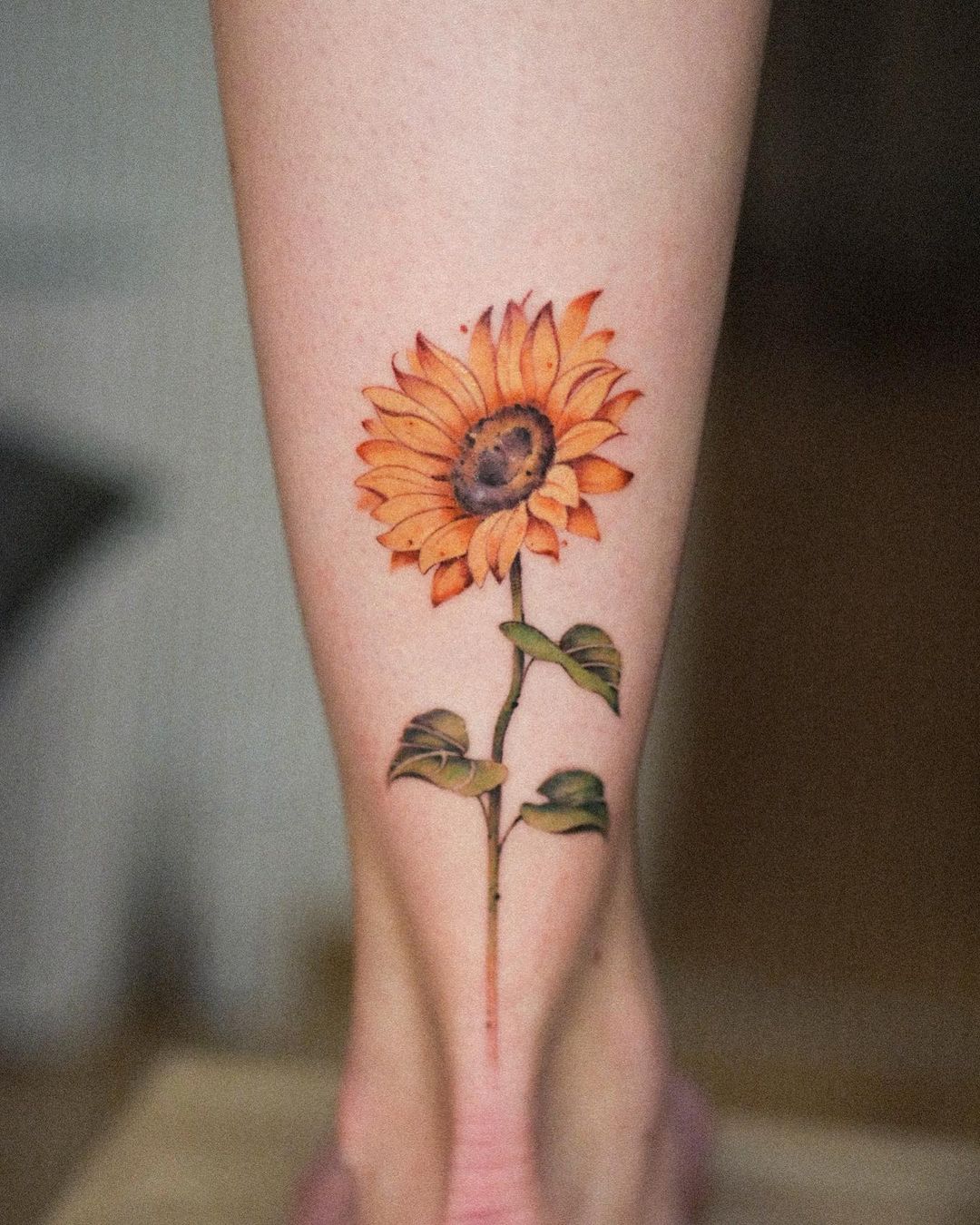 Realistic sunflower tattoo by veroni.ink