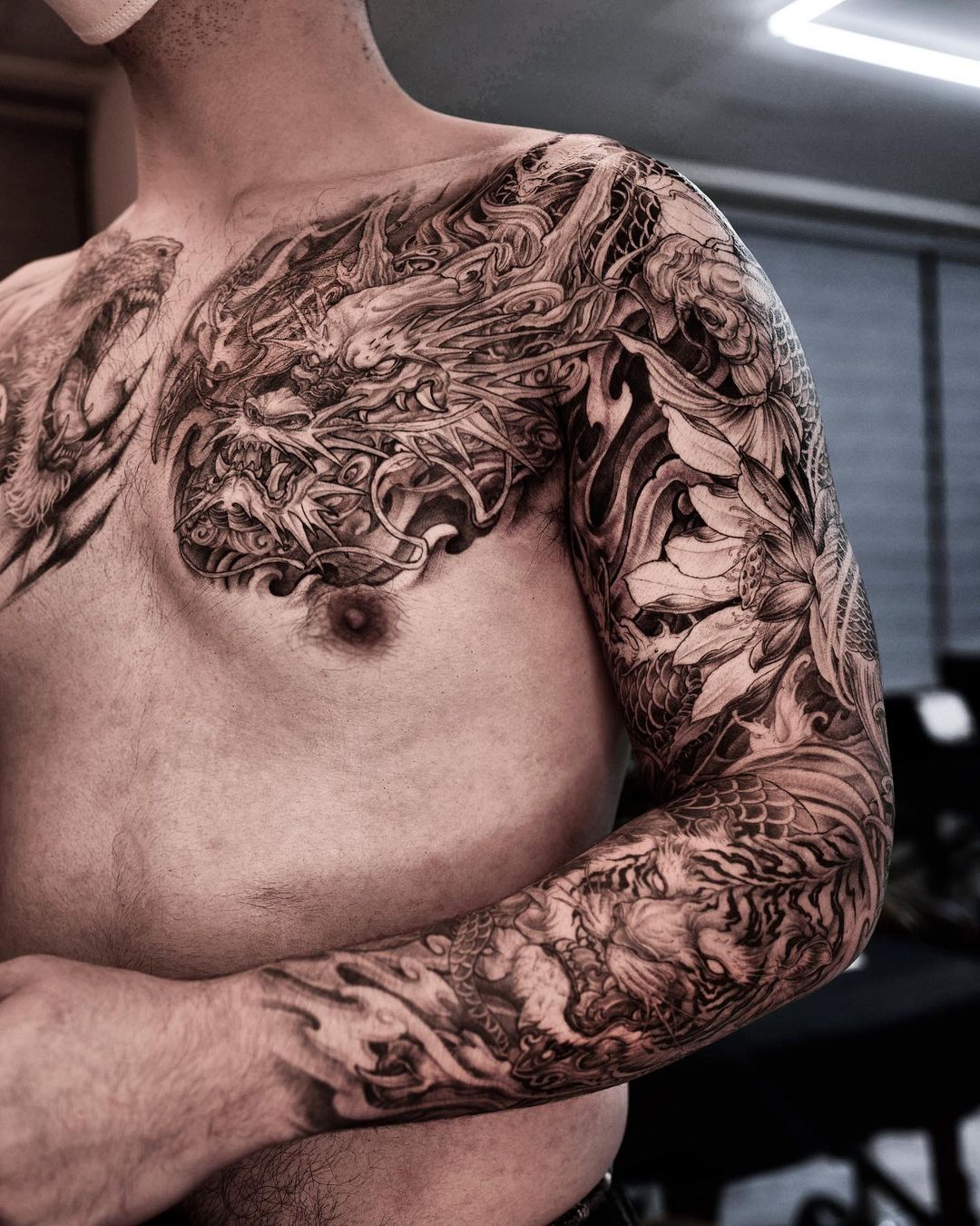 Shoulder dragon tattoo by zo gang tattoo