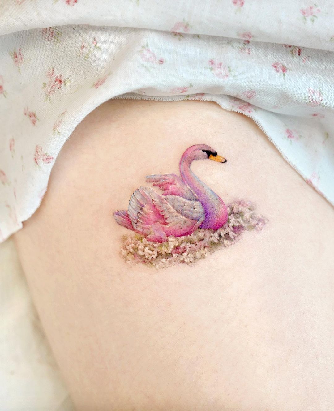 Watercolor swan tattoo by songe.tattoo 1