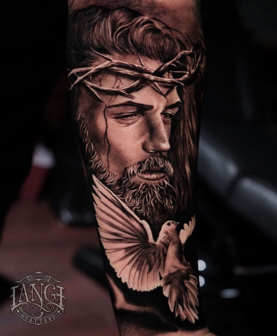 Realistic dove tattoo by lange tattoo