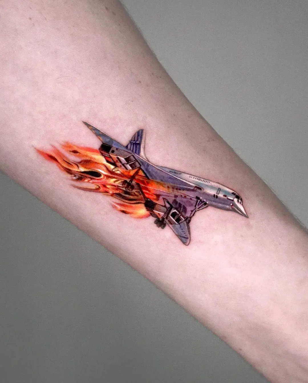 Airplane tattoo by tattooist irae2