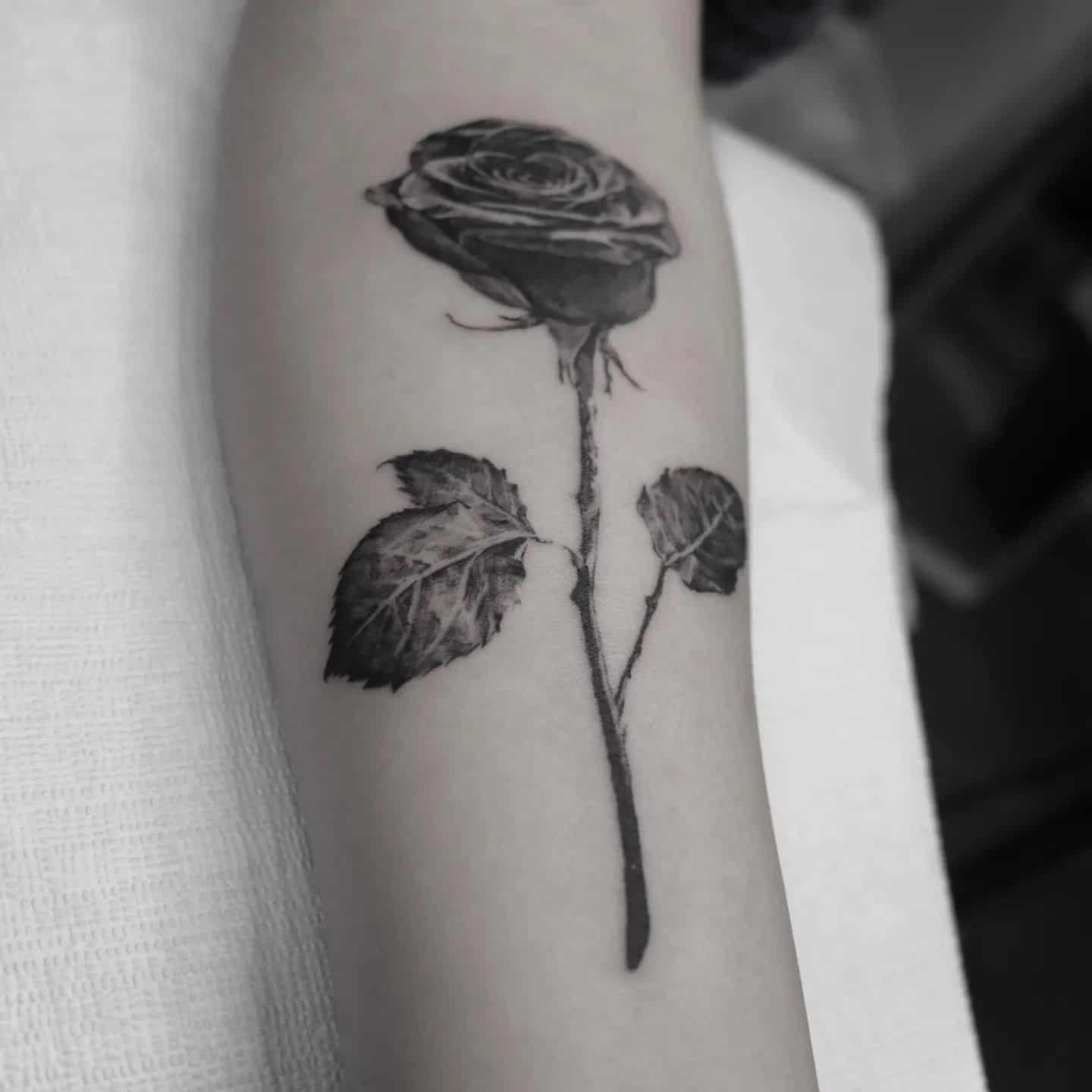 Black rose tattoo by unreal tt