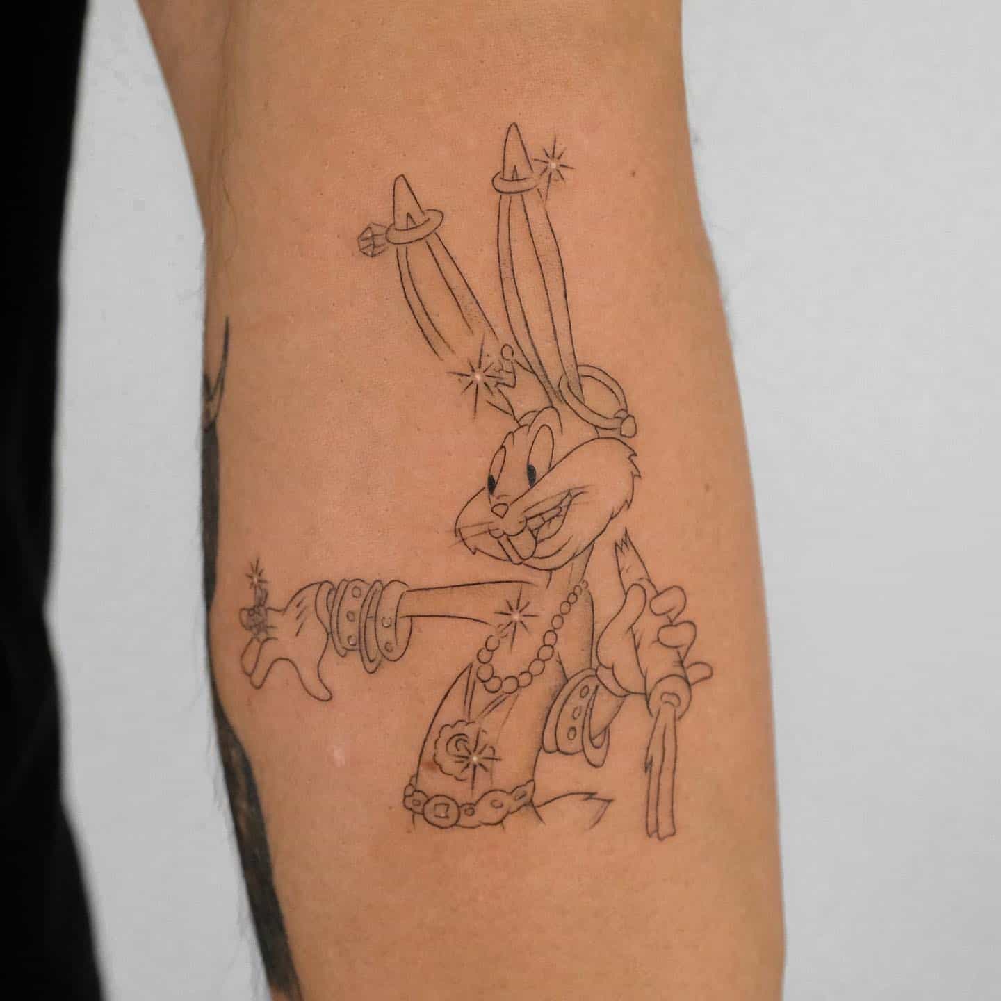 Bunny bugs tattoo by arielisgood