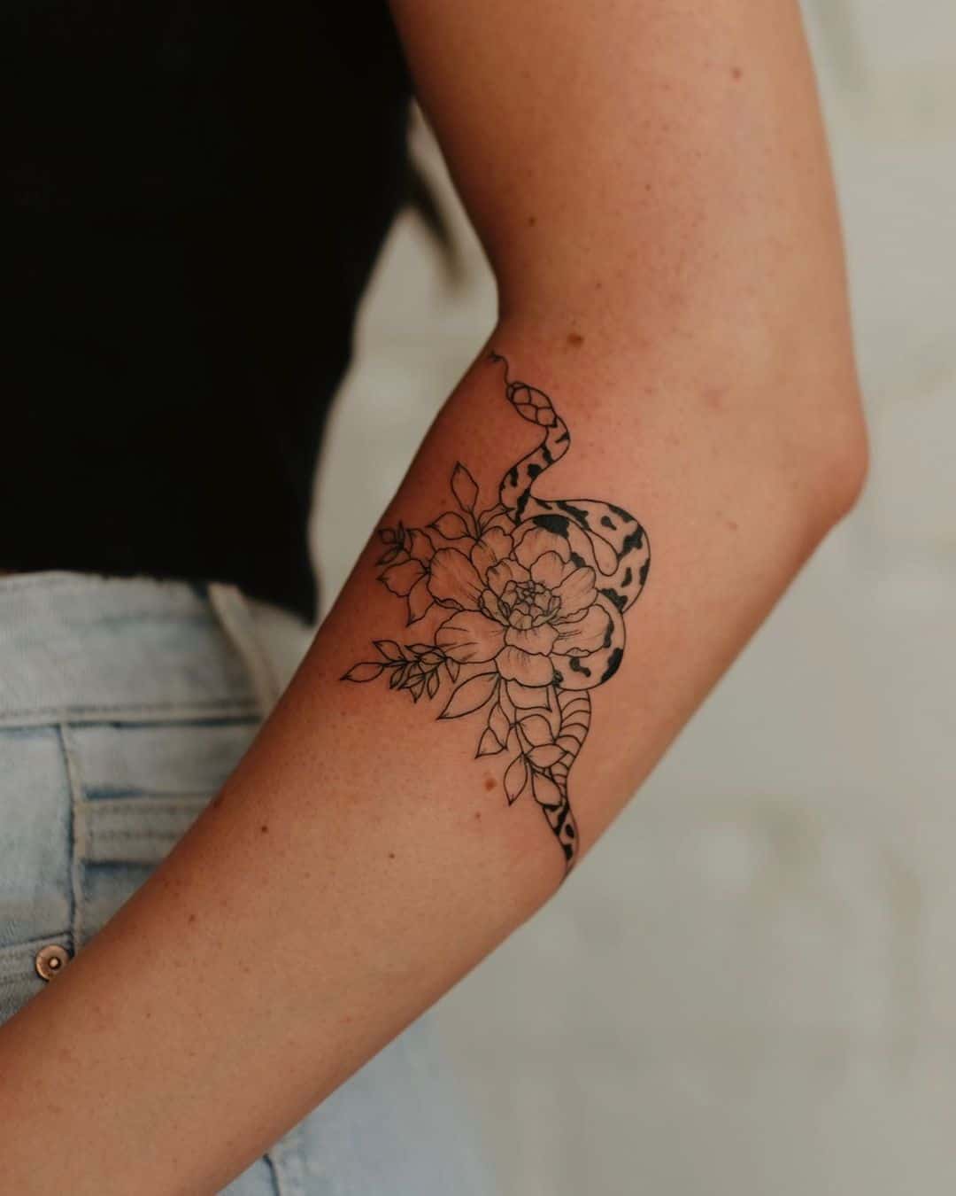 Fineline floral tattoos by chloejanetattoos
