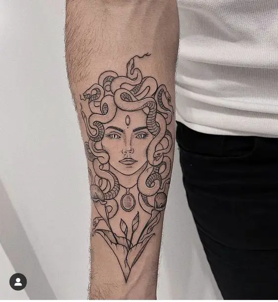 Fineline medusa tattoo 3
