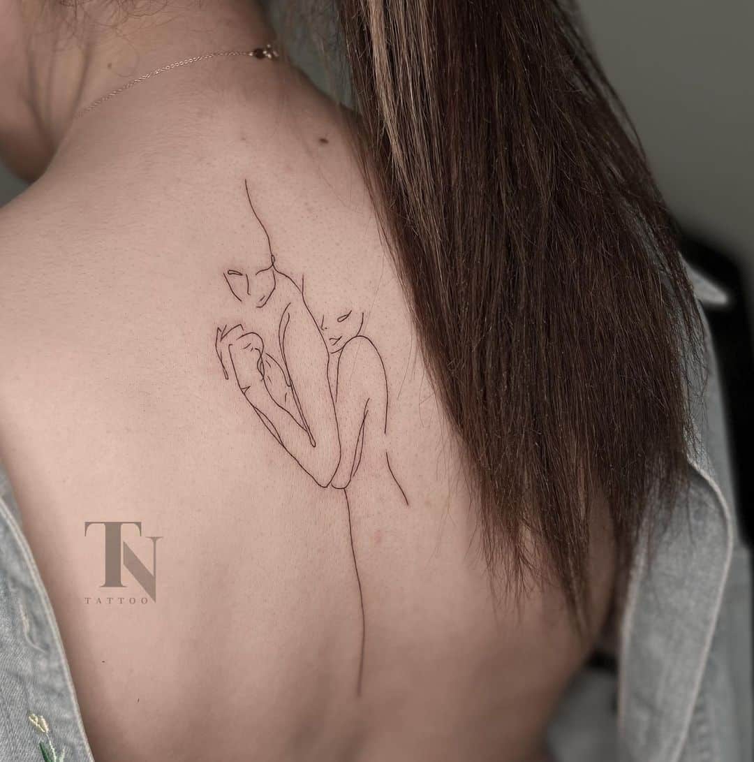 Fineline tattoo on back by nazanin.tntattoo