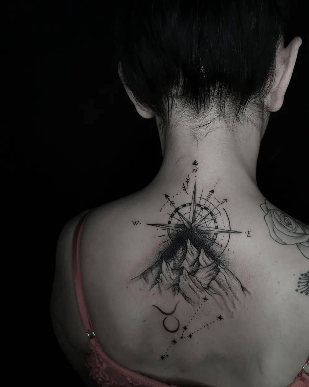 Geometric dotwork tattoo by knieja ink