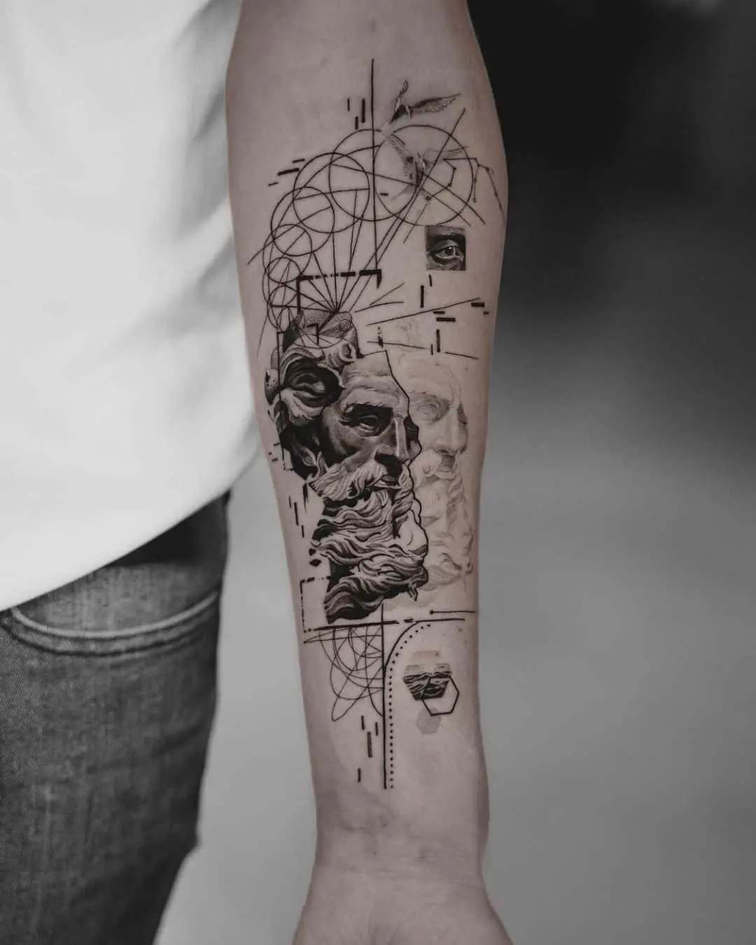 Geometric tattoo by fiistattoo