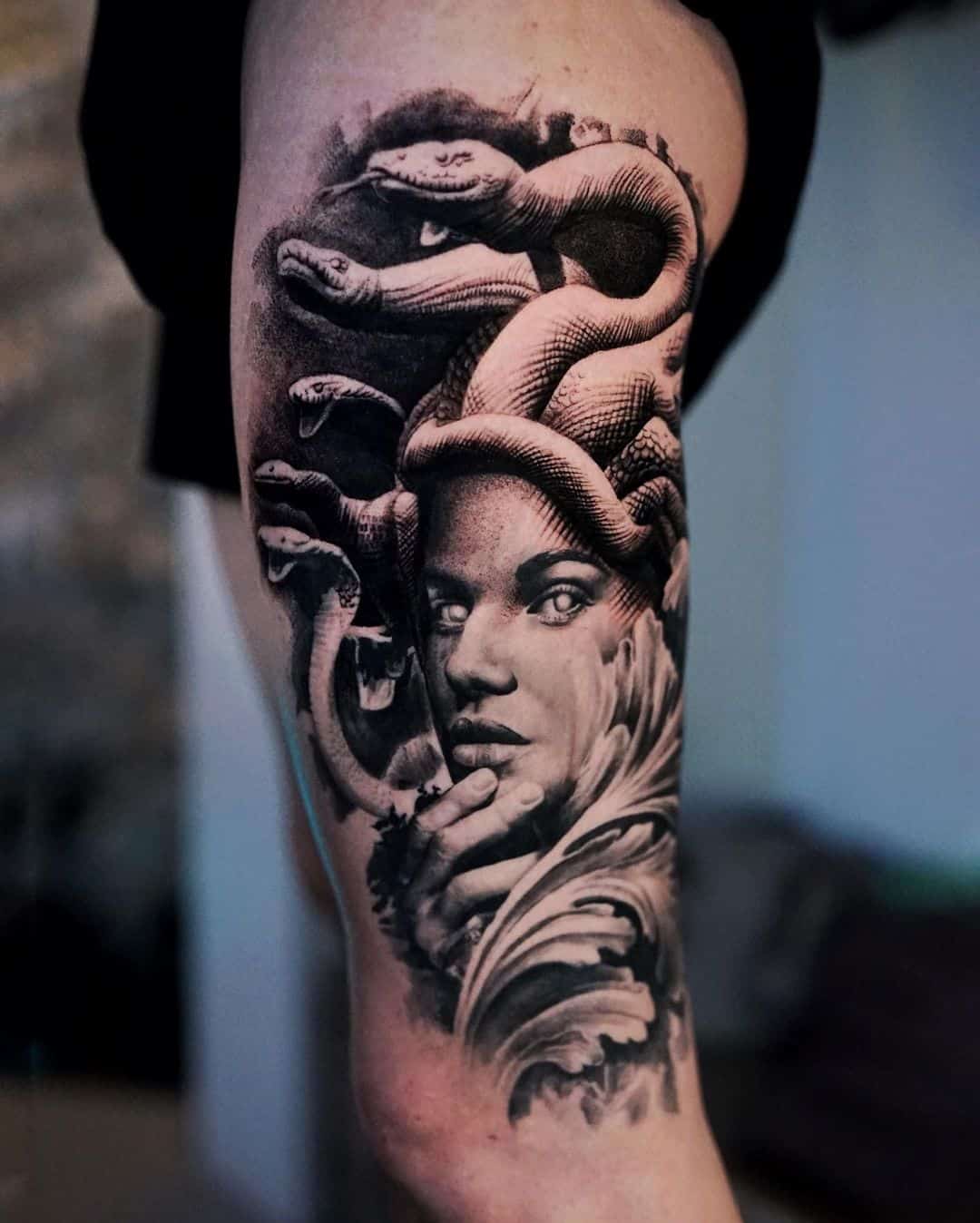thigh queen medusa - Tattoo and piercing studio in Farnborough, Hampshire.  Artists specialising in custom, black and grey, dotwork, floral and cover  ups.