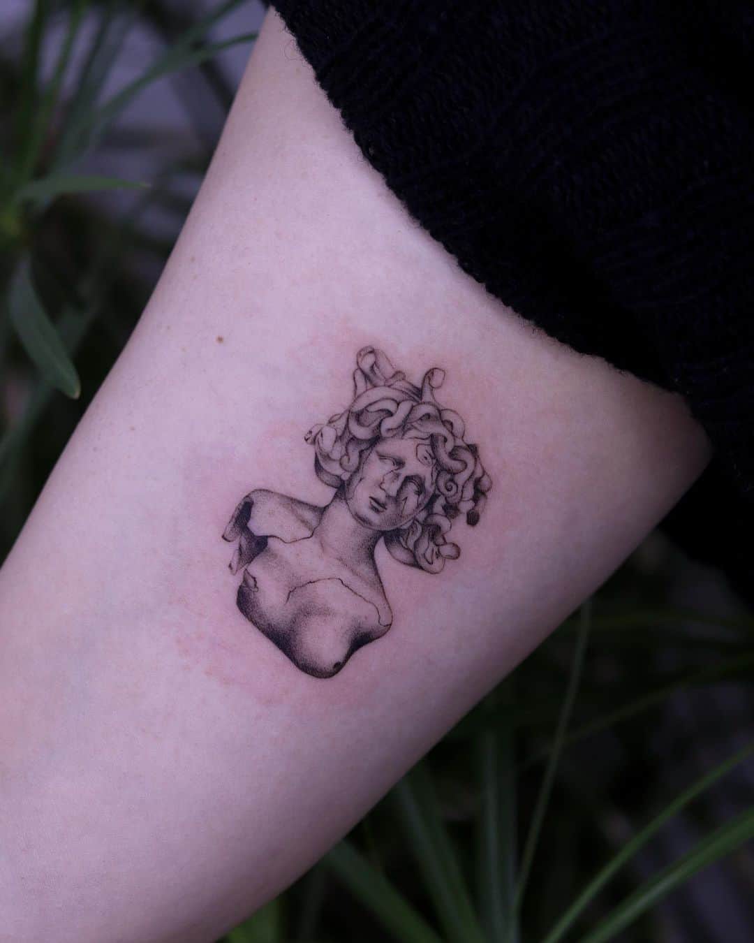 Simple medusa tattoo by yaseminyesilbag