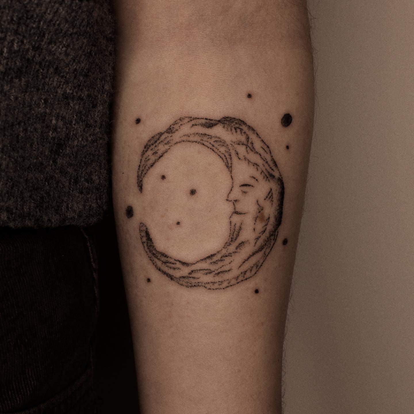 Sun and moon tattoo by les.lezardises