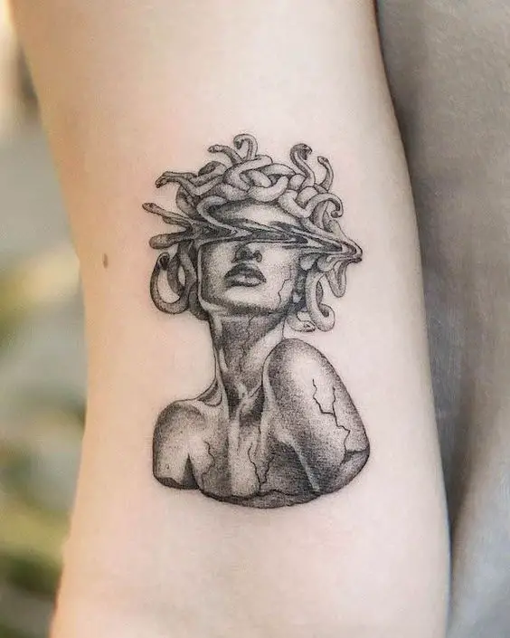 Unique medusa tattoo 1
