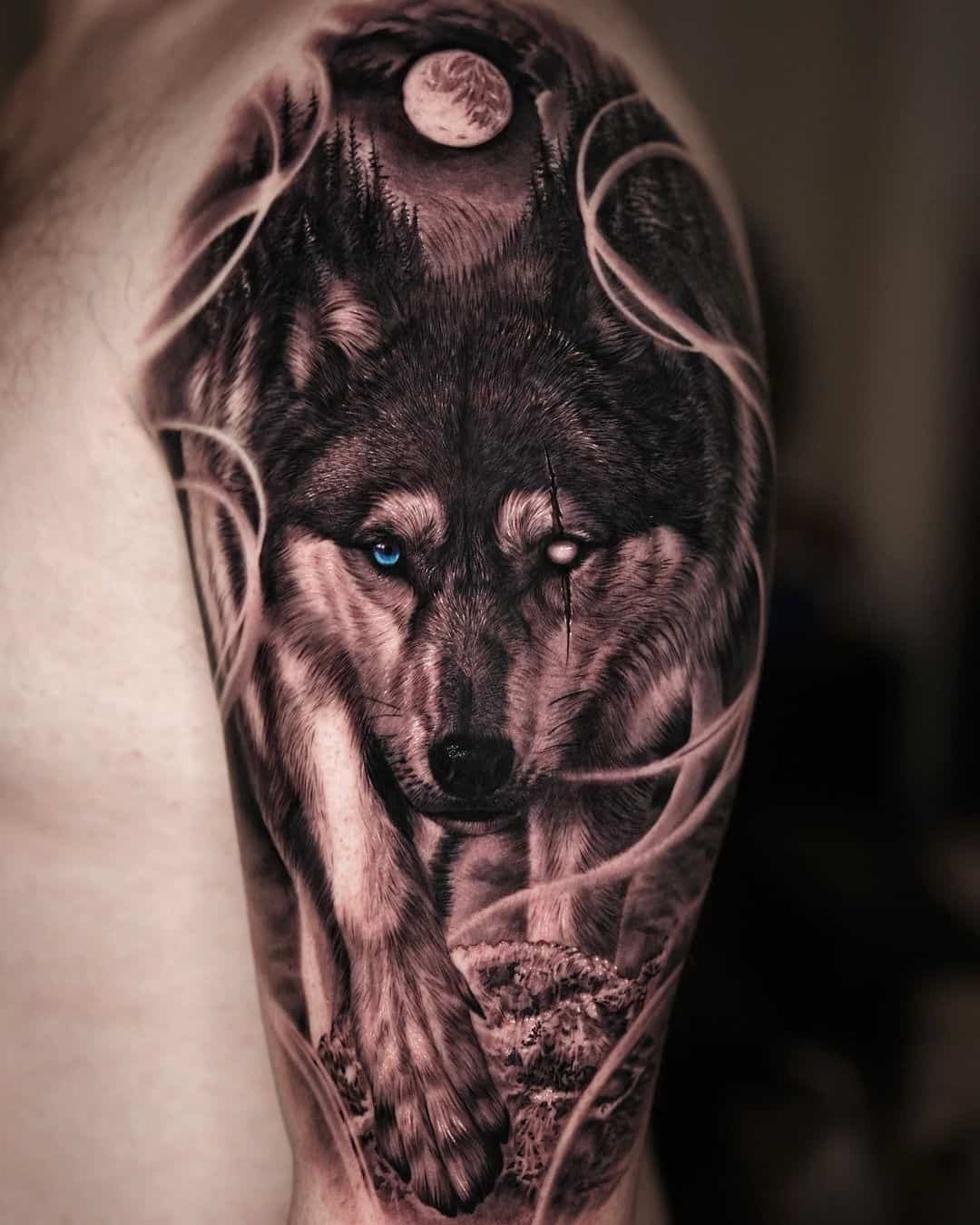 Wolf tattoo by sumok tattooer