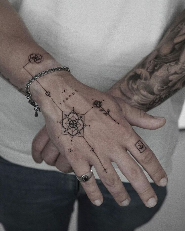 hand tattoo 4