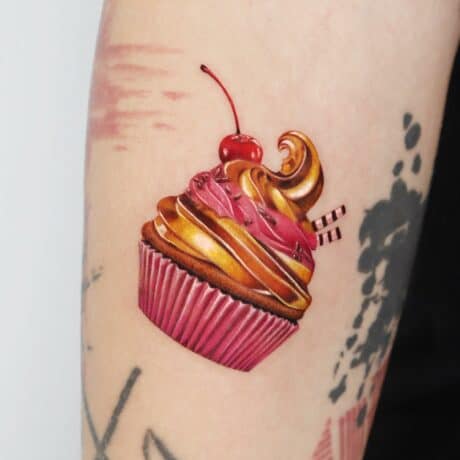 Cupcake tattoo by jooa tattoo