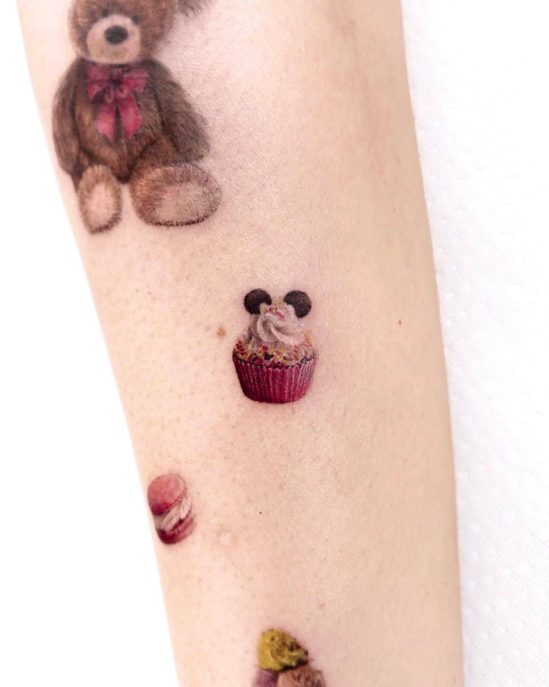 65 Cupcakes Tattoos | Cupcake tattoos, Cupcake tattoo designs, Candy tattoo