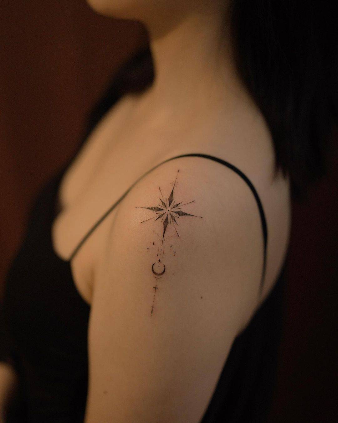 Fineline star tattoo by sukza art