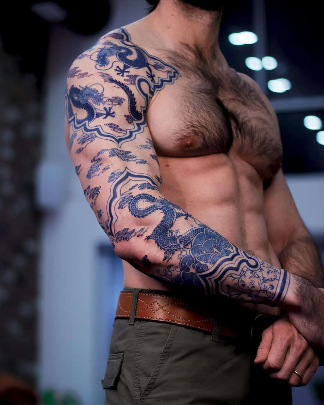 Modern Shoulder Tattoos For Men: 50+ Designs & Their Meanings | Mens shoulder  tattoo, Simple shoulder tattoo, Sleeve tattoos