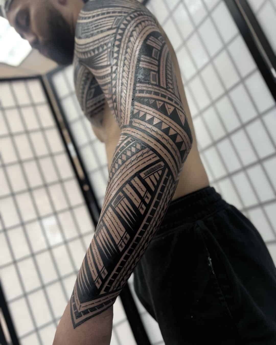 Tribal with a Taiwanese twist. Extended this sleeve to the shoulder. •... |  TikTok