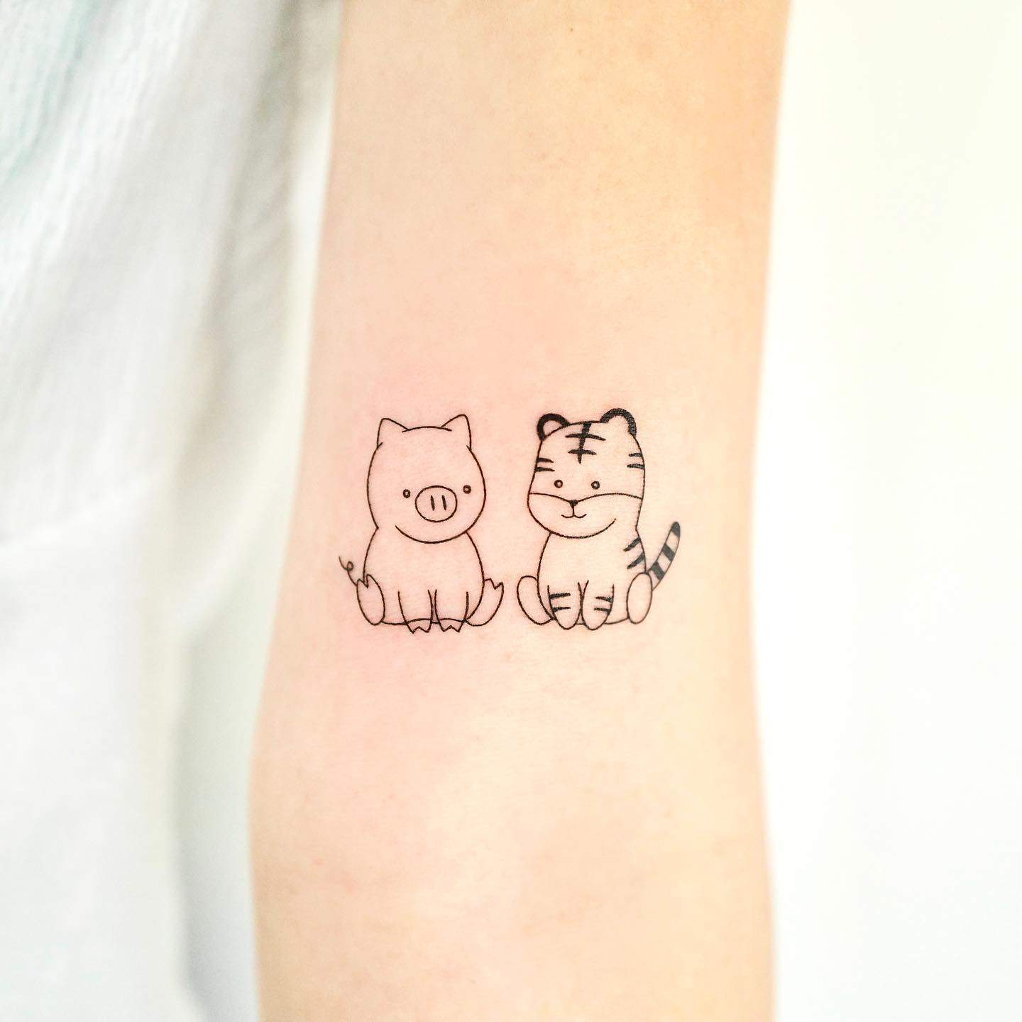 Pig tattoo for women by chacha.tattoo