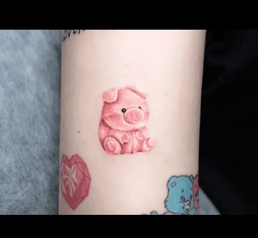 Pig tattoos by eins tattooer