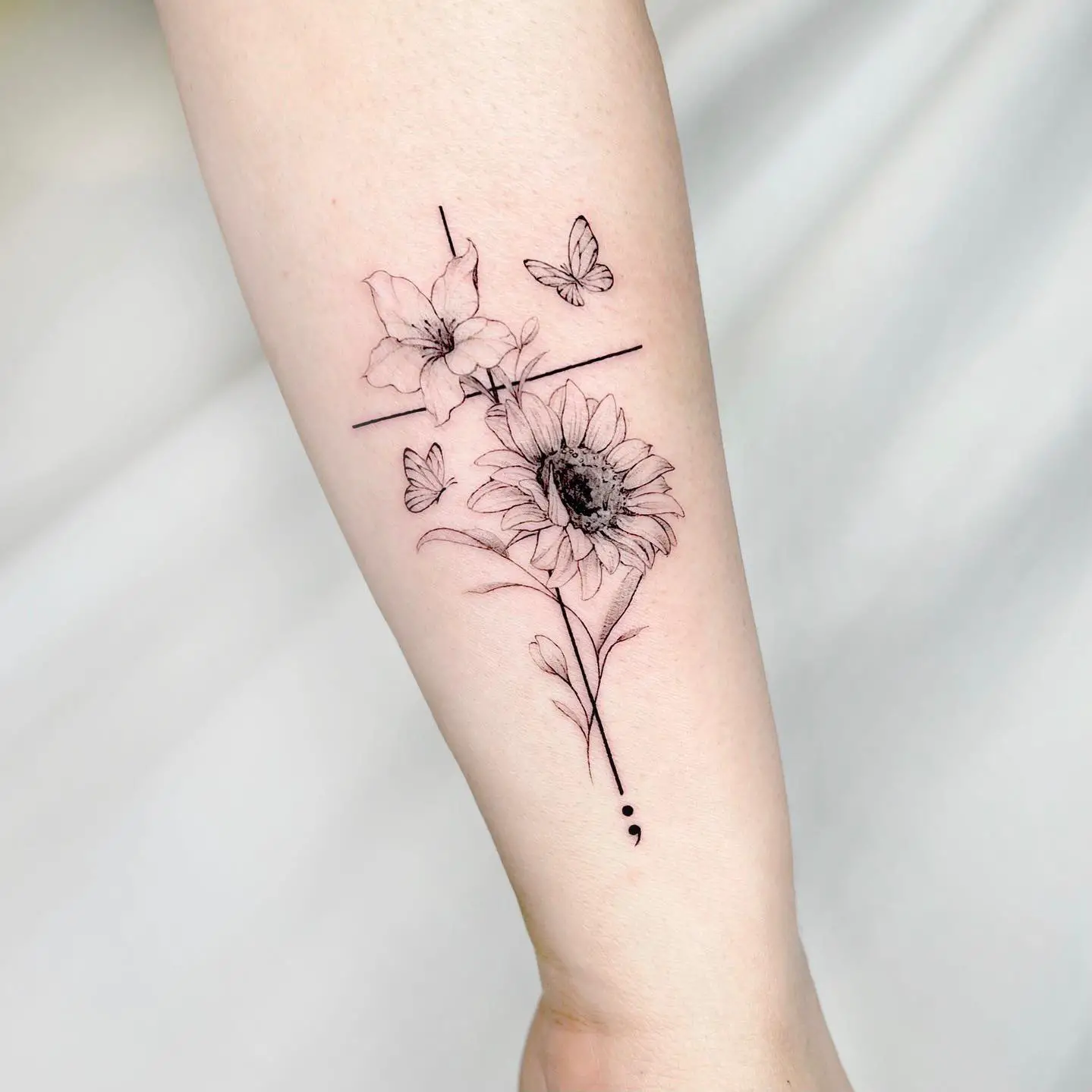 Cross tattoo design by tattooist yutae
