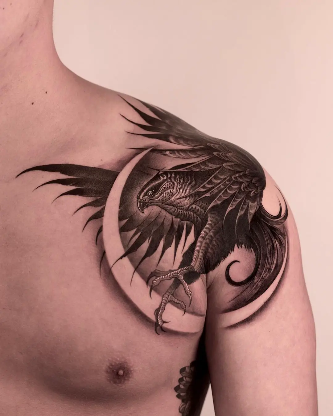 Eagle on shoulder tattoo by 47volt
